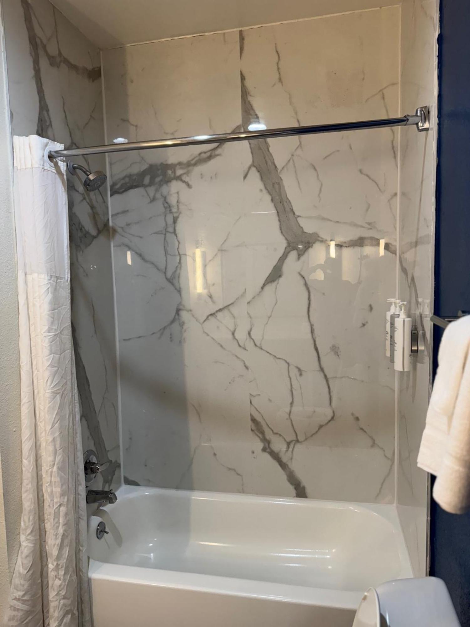 Spark By Hilton אופלוסס מראה חיצוני תמונה